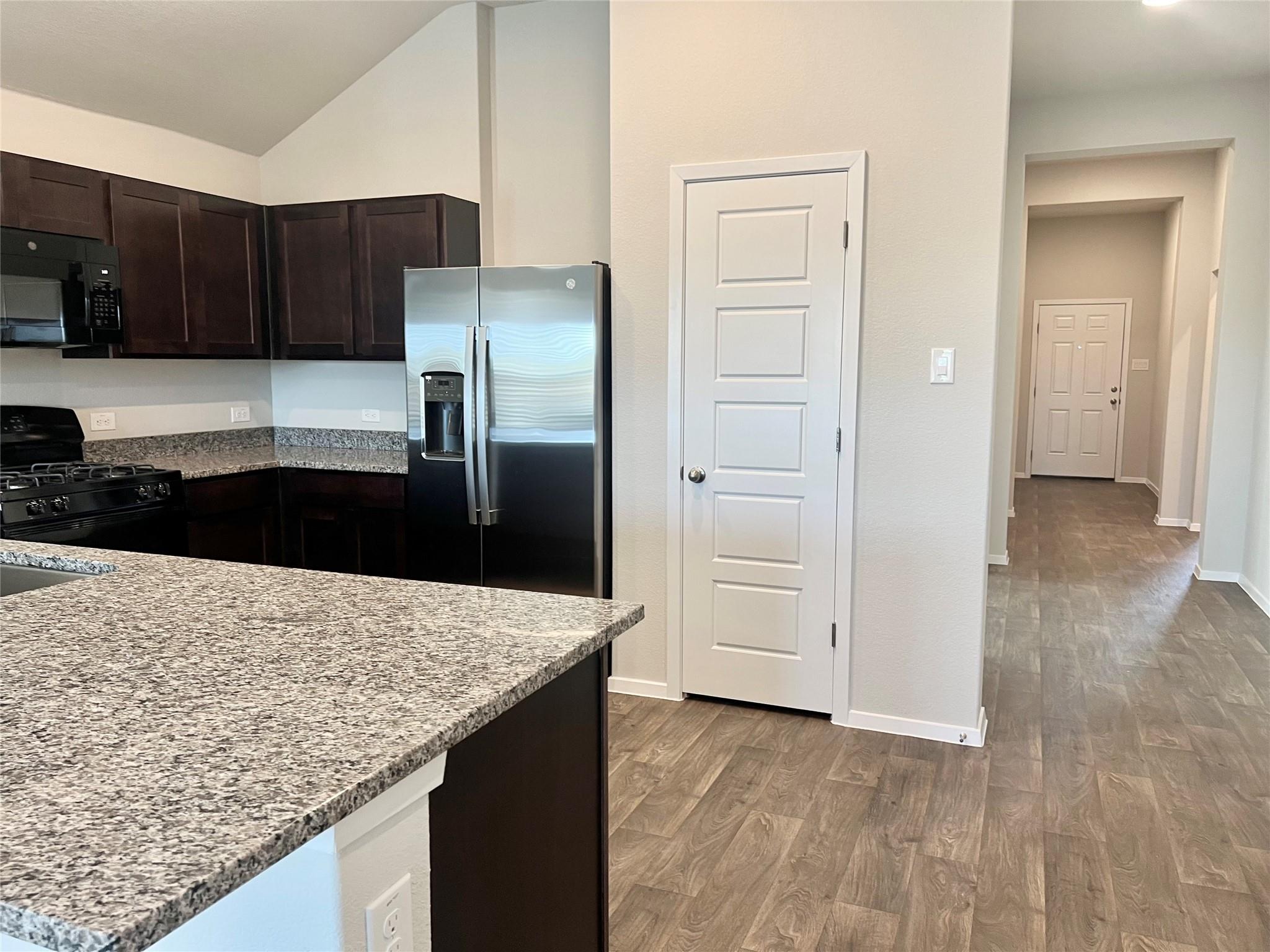 144 Edward R. Gaytan St Property Photo 20