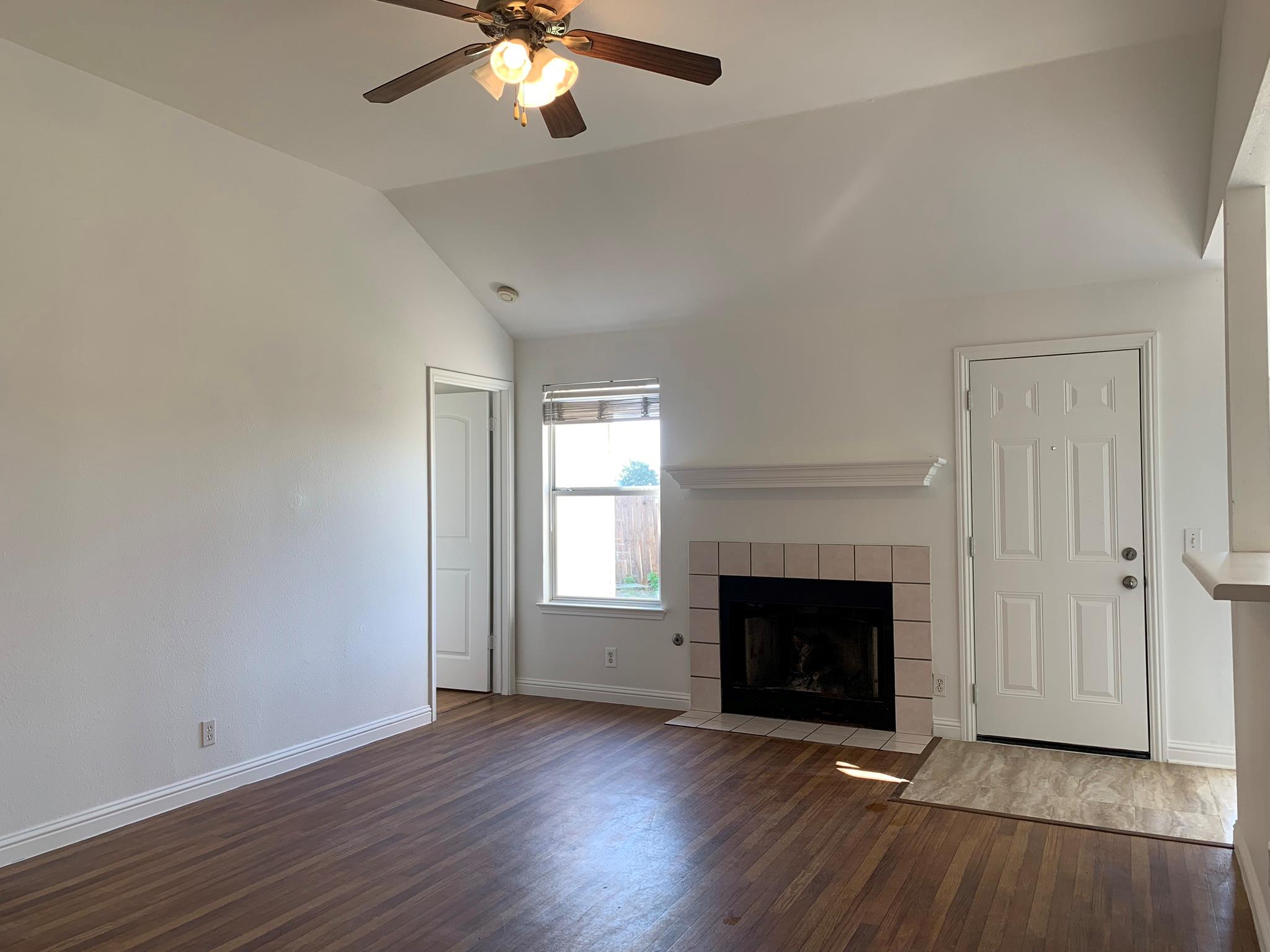 210 Evergreen Cir Property Photo 5