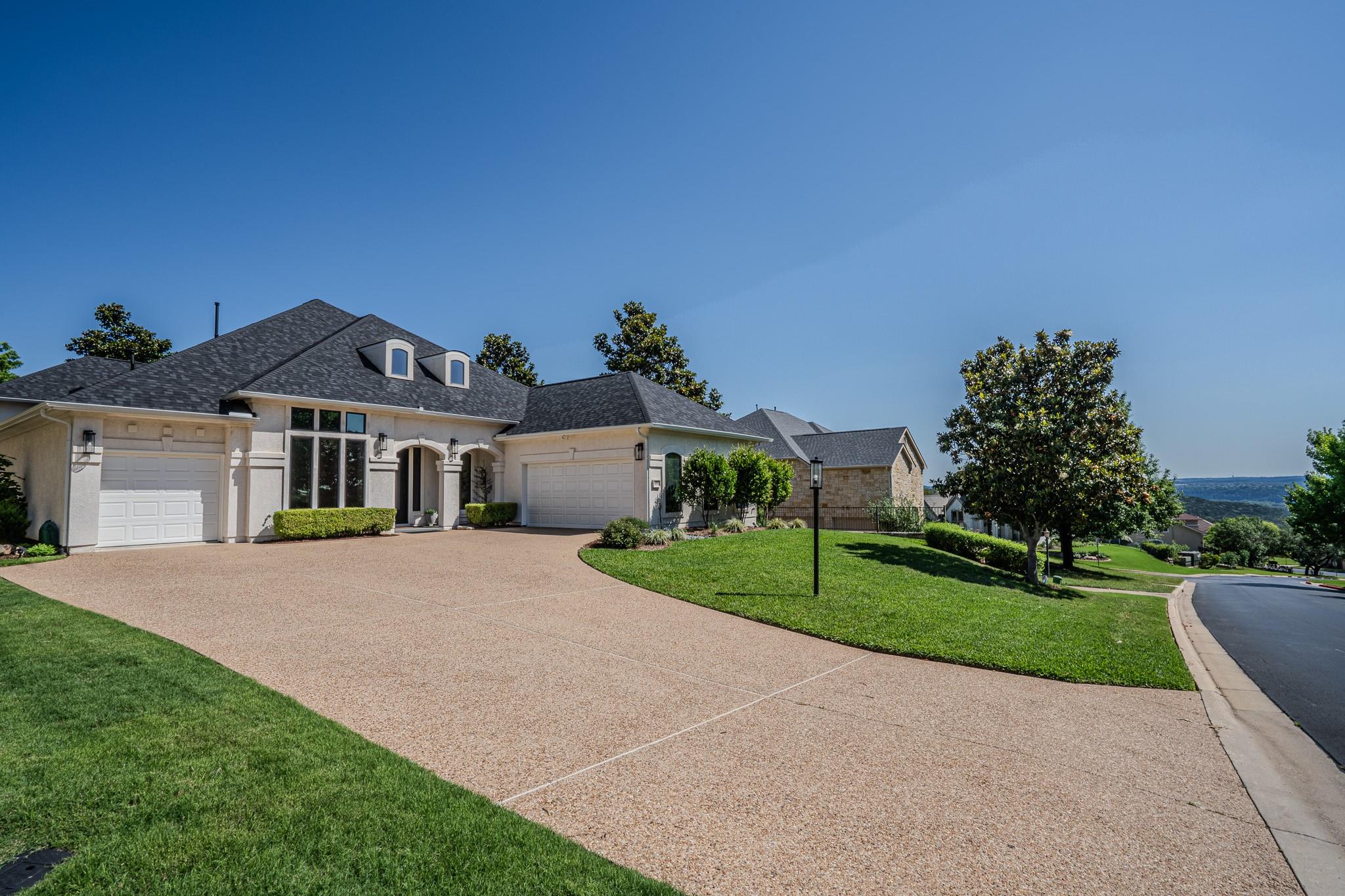 309 Aria Dr Property Photo 1