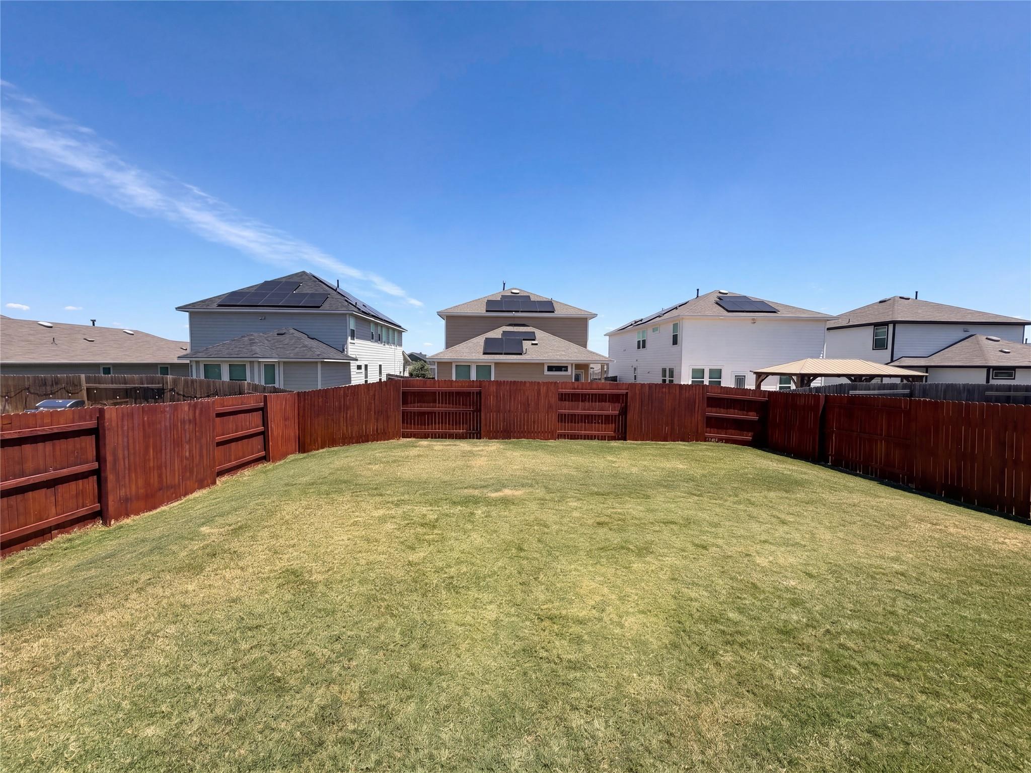 124 Crescent St Property Photo 16