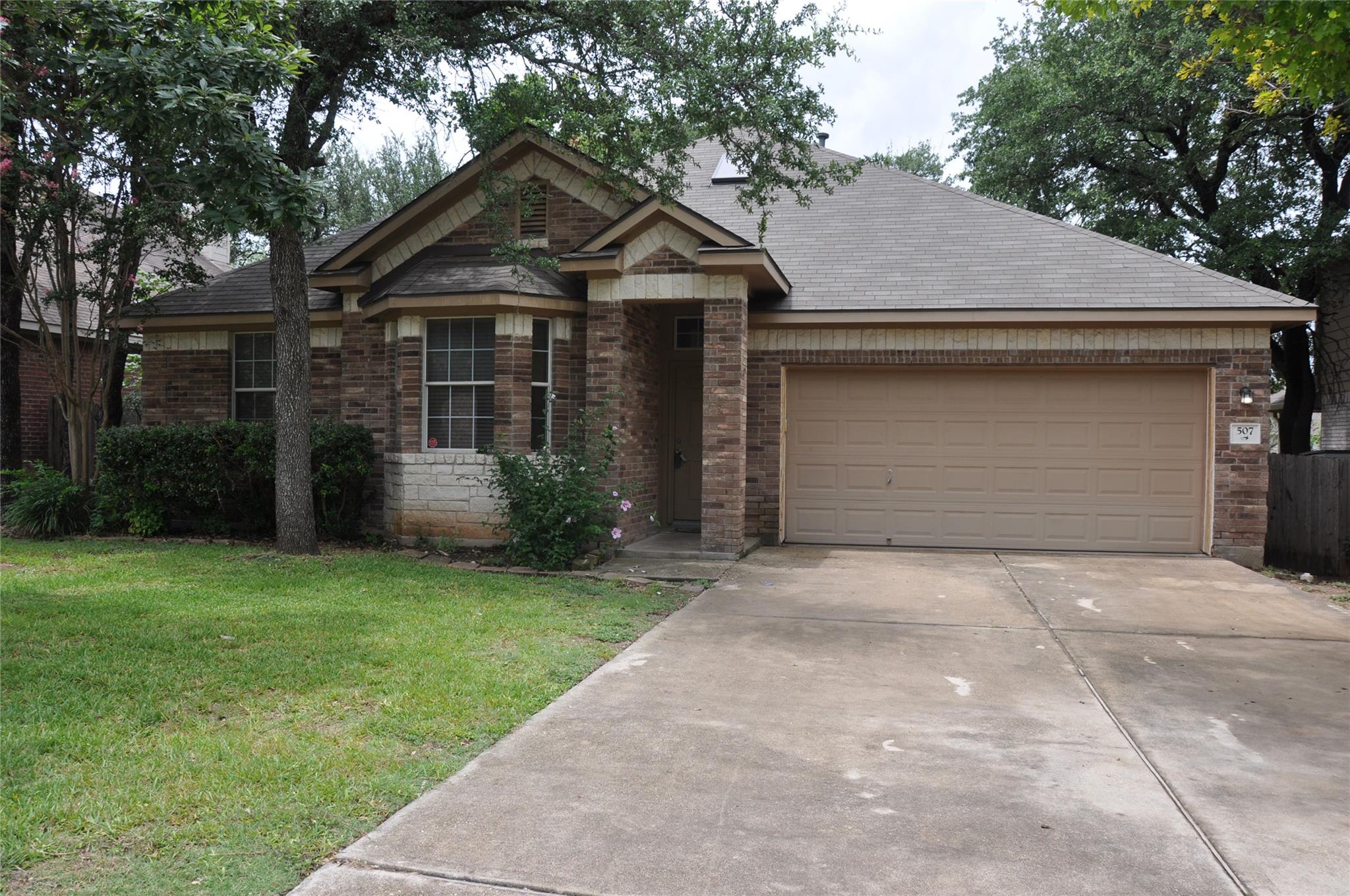 507 Las Colinas Dr Property Photo 1