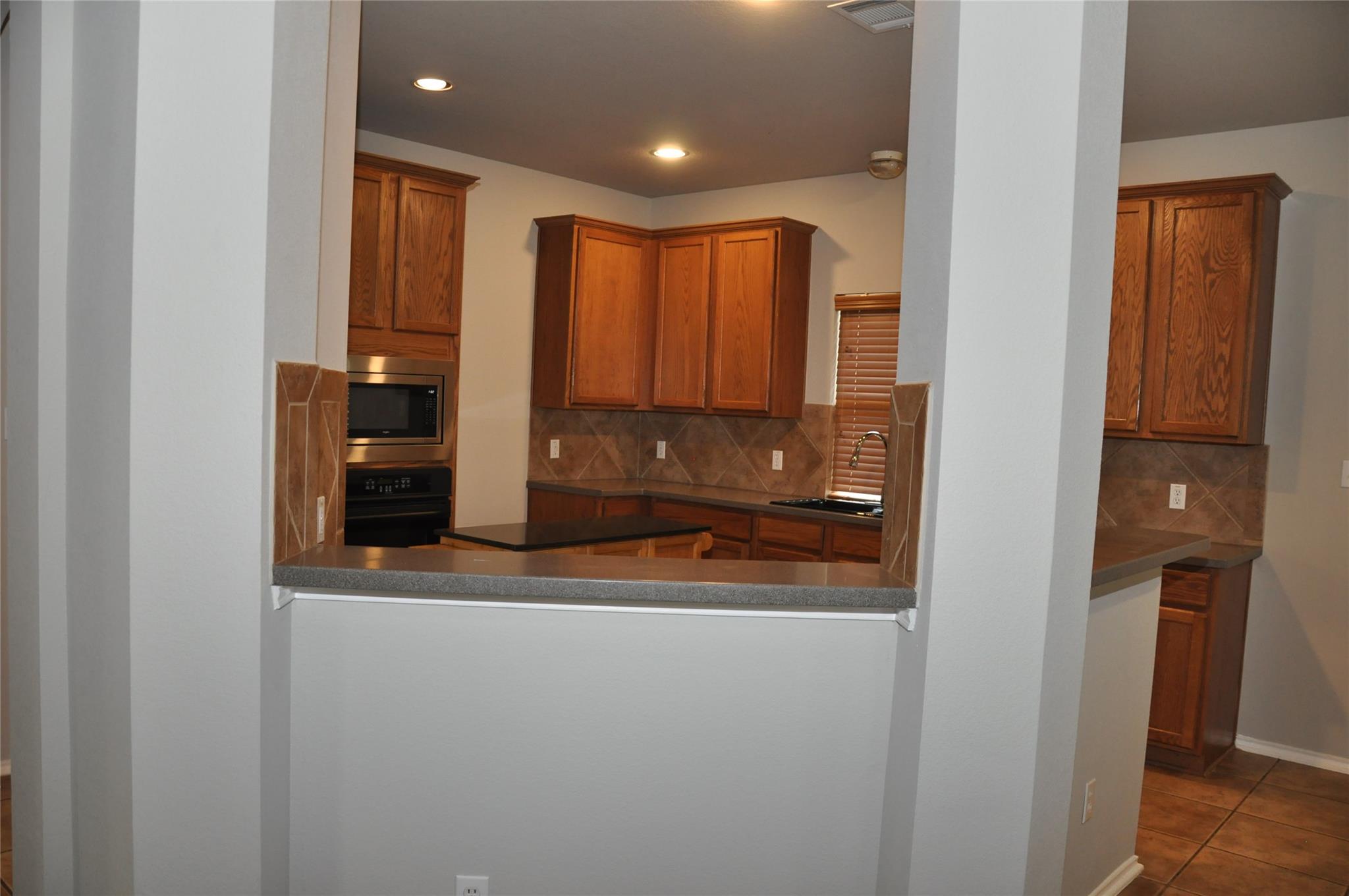 507 Las Colinas Dr Property Photo 5
