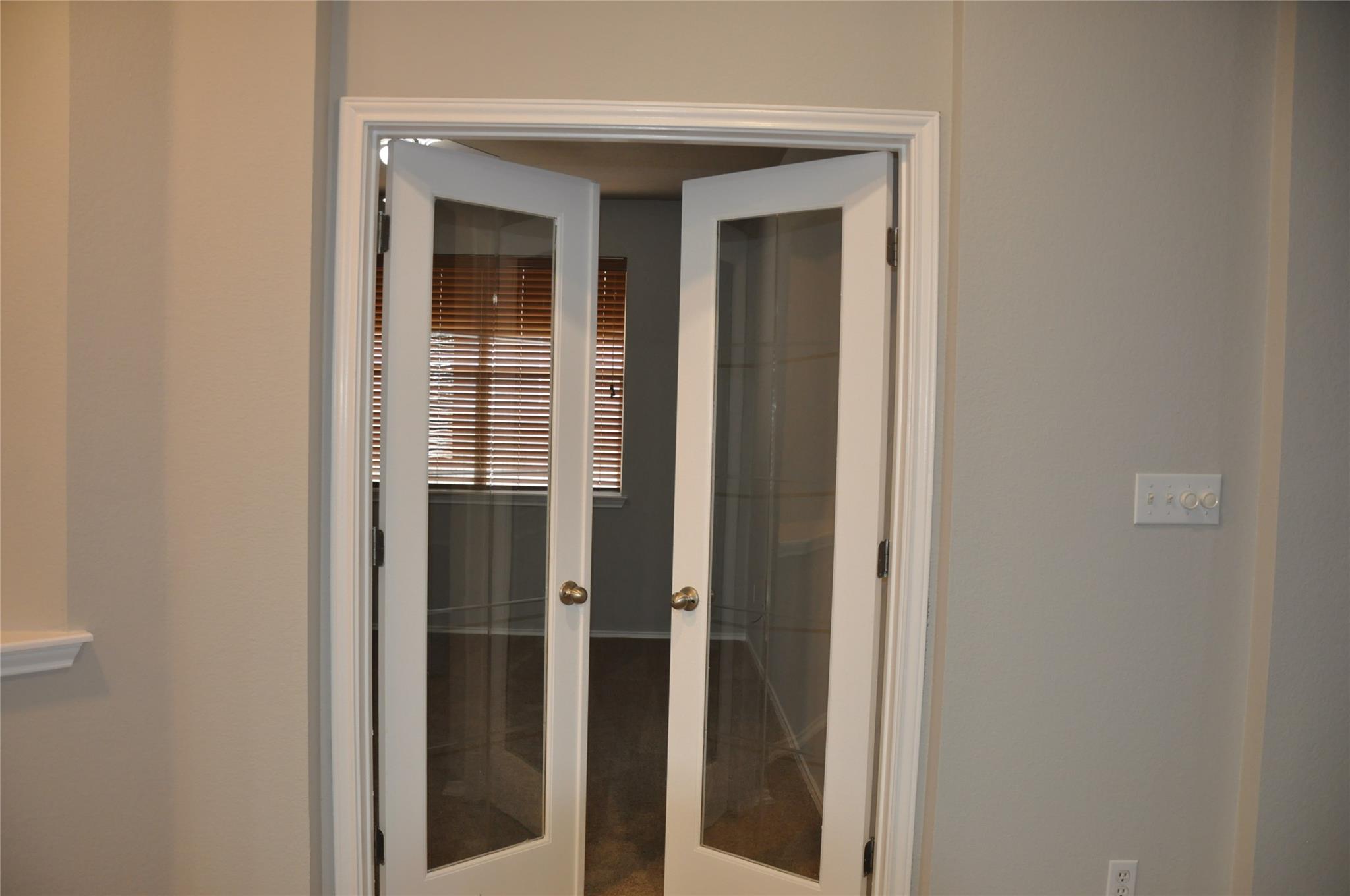 507 Las Colinas Dr Property Photo 14
