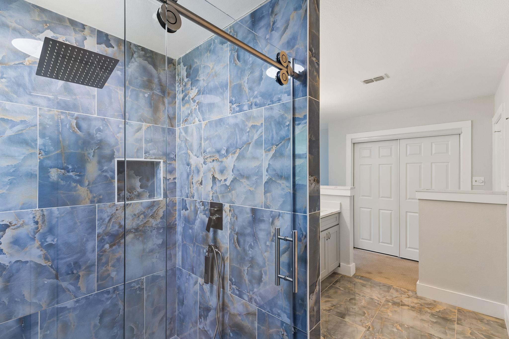 12410 Blossomwood Dr Property Photo 8