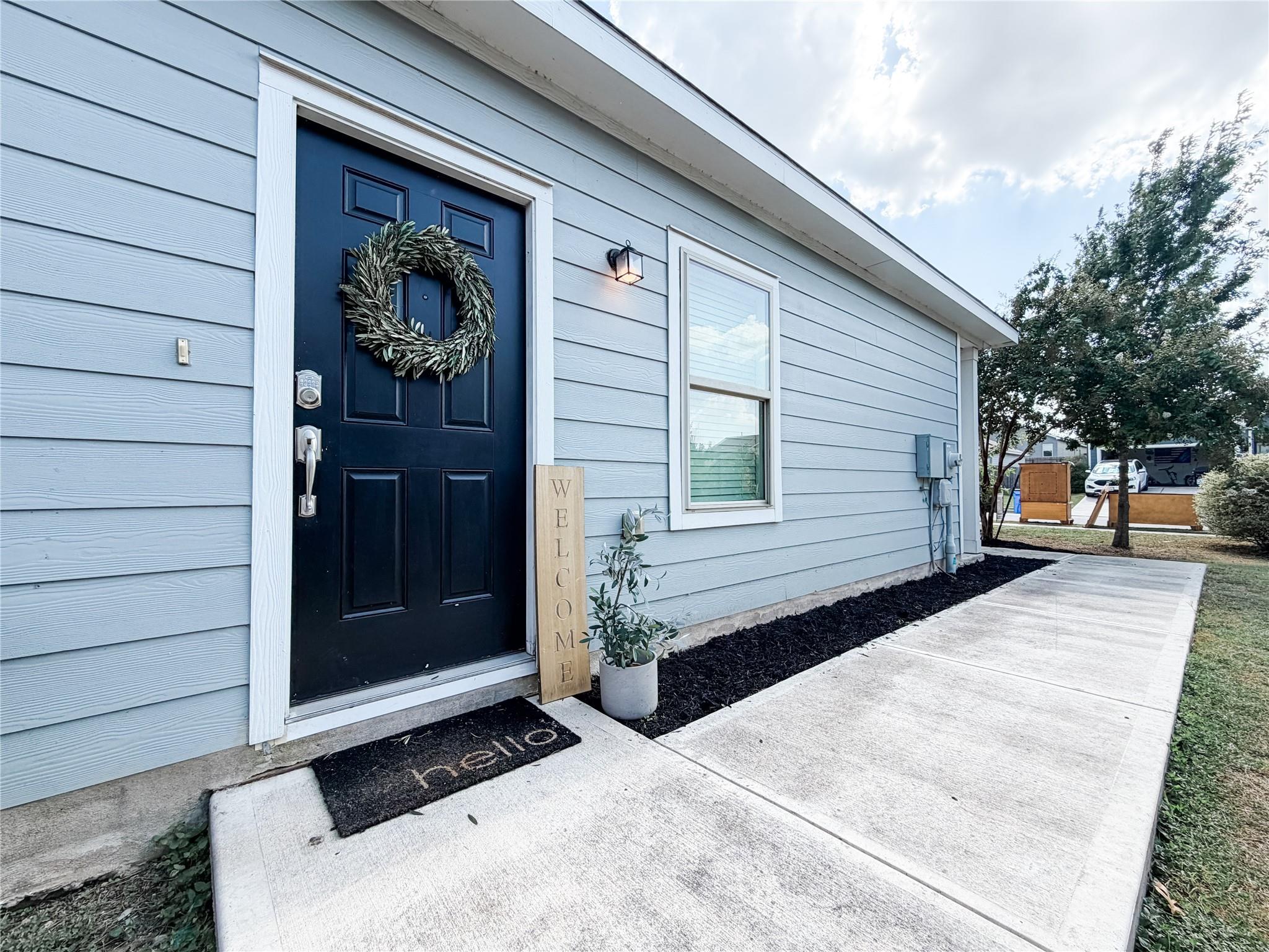 161 Emerald Green Trl Property Photo 2