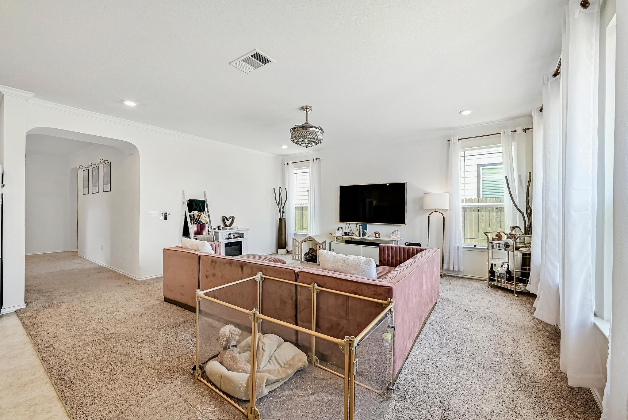 6316 Wagon Spring St Property Photo 5