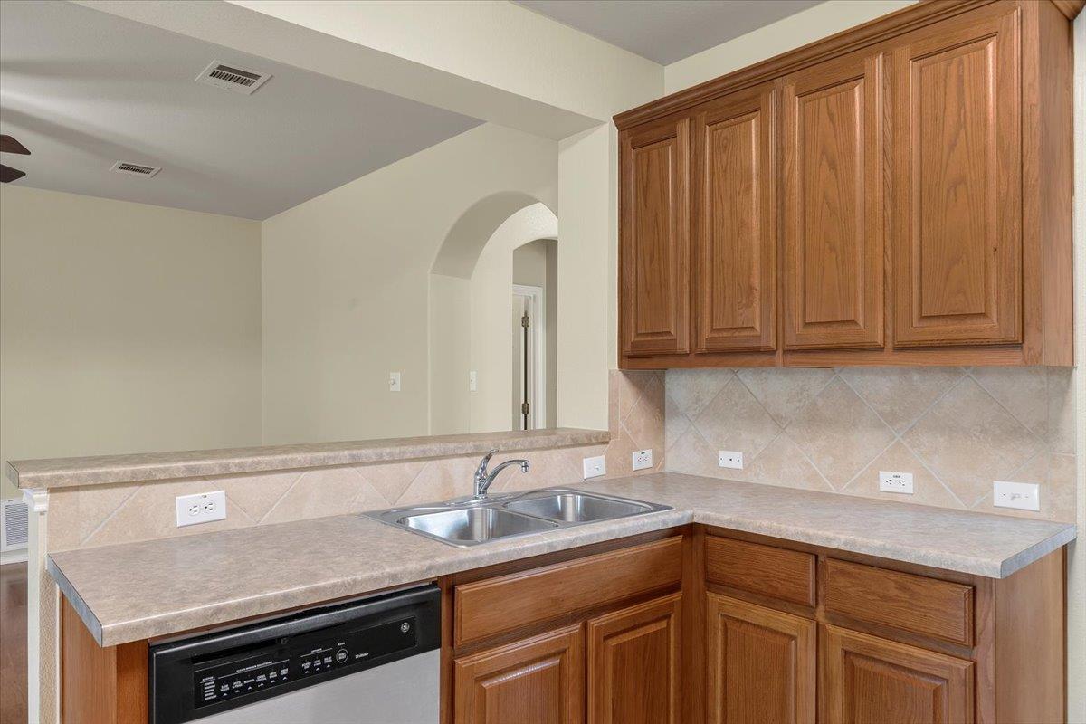 107 Buck Shot Ct Property Photo 12