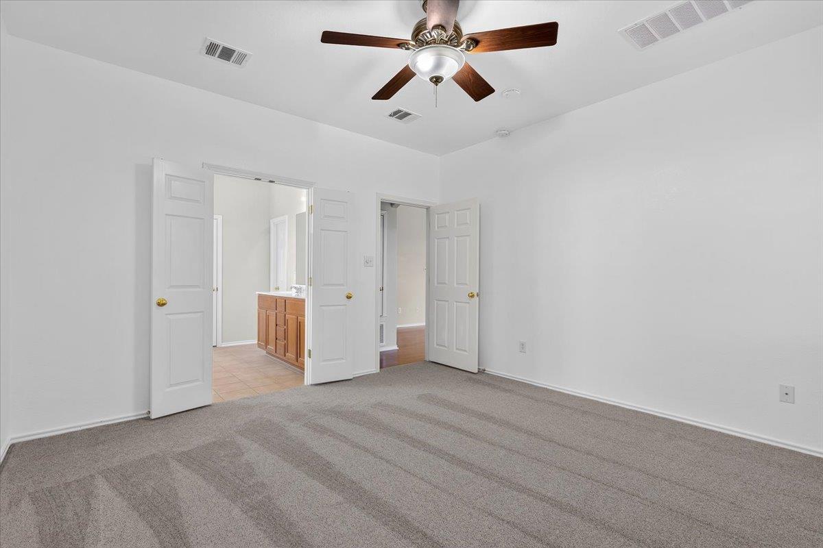 107 Buck Shot Ct Property Photo 22