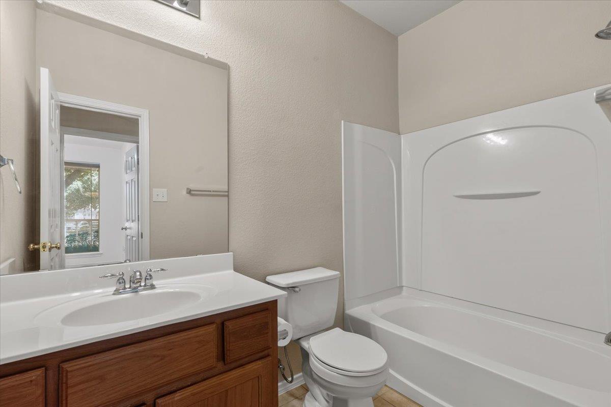 107 Buck Shot Ct Property Photo 27