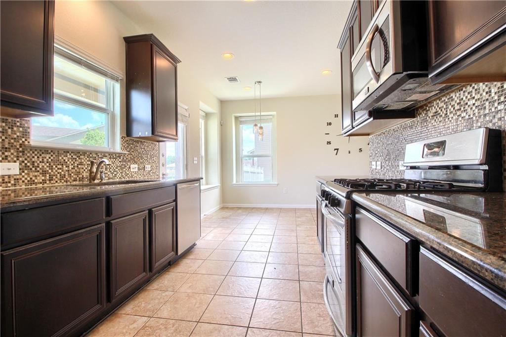 2014 Barker House Cv Property Photo 7
