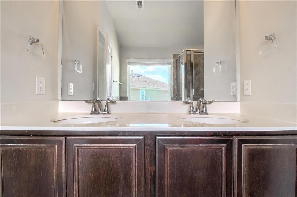 2014 Barker House Cv Property Photo 17