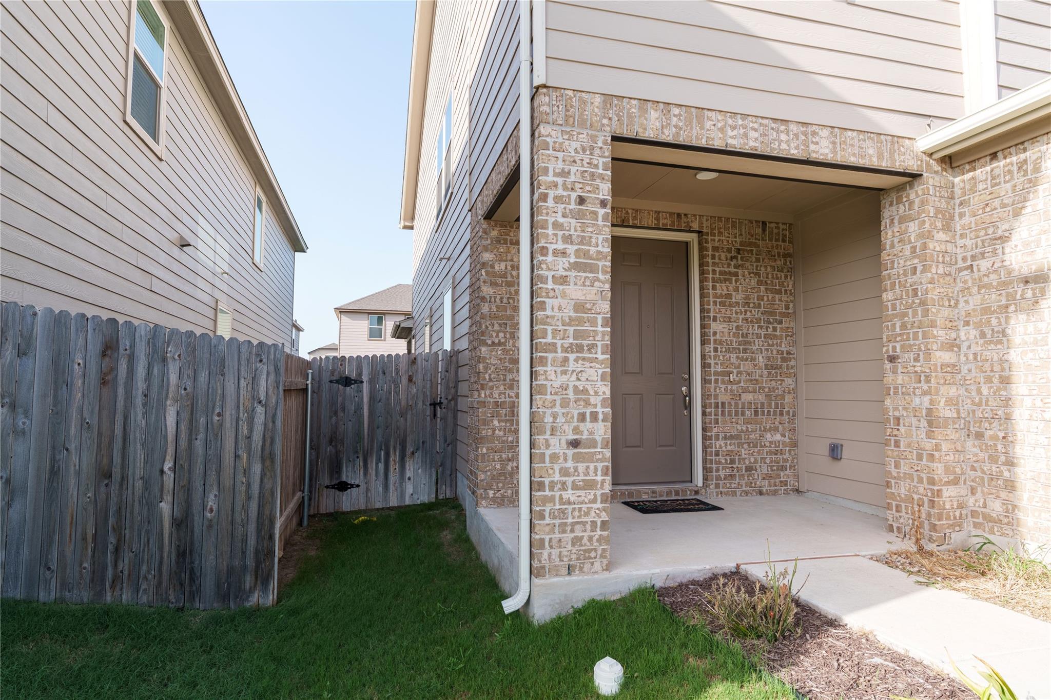 13212 Dolley Madison St Property Photo 5