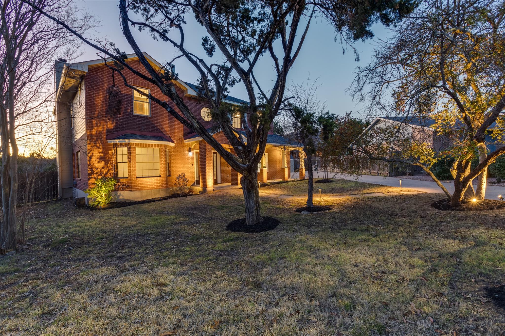 5718 Penny Creek Dr Property Photo 3