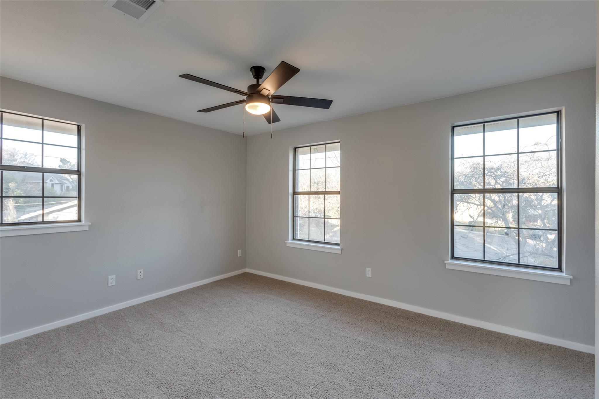 5718 Penny Creek Dr Property Photo 25