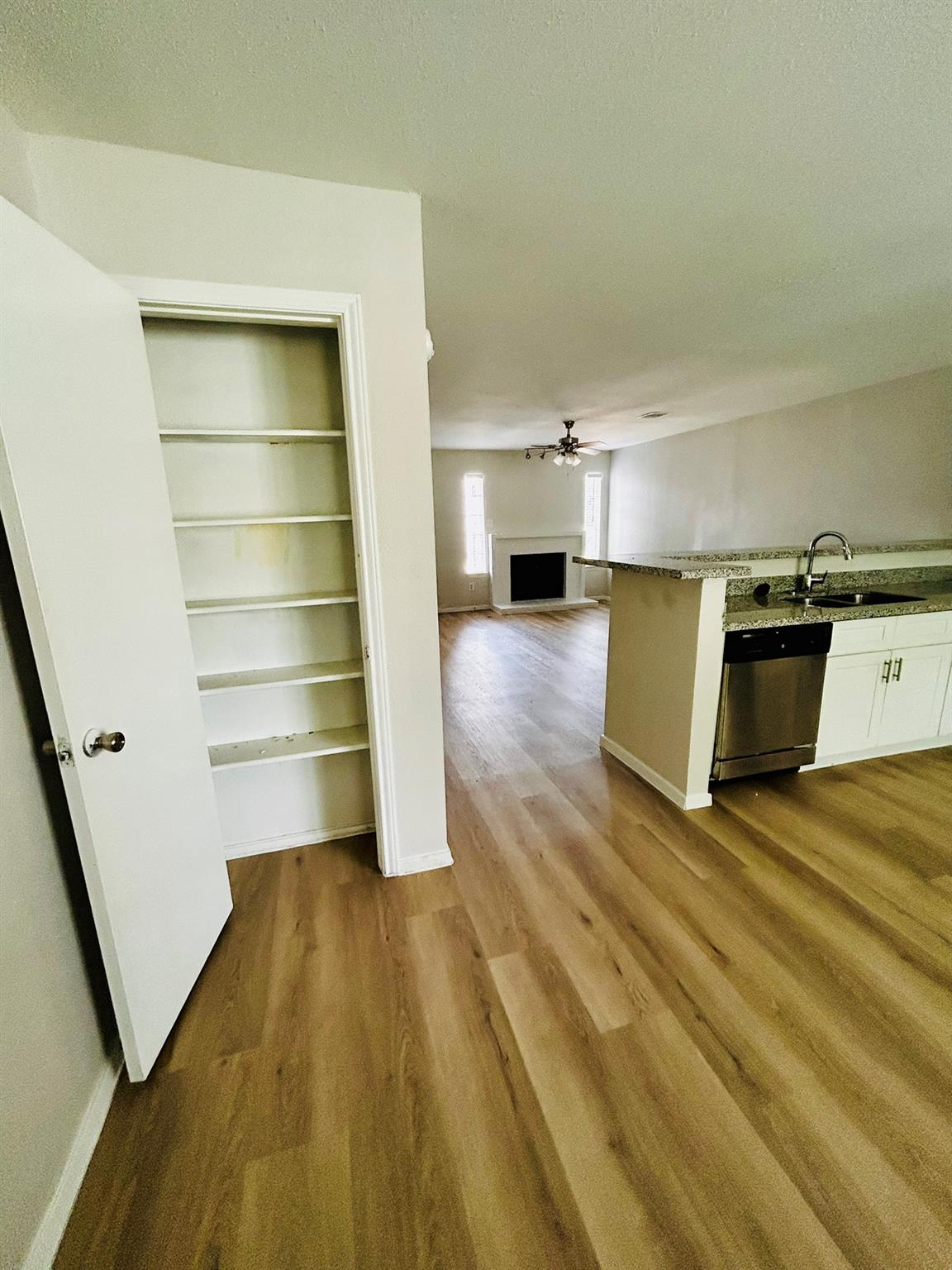 1818 River Crossing Cir #c Property Photo 10