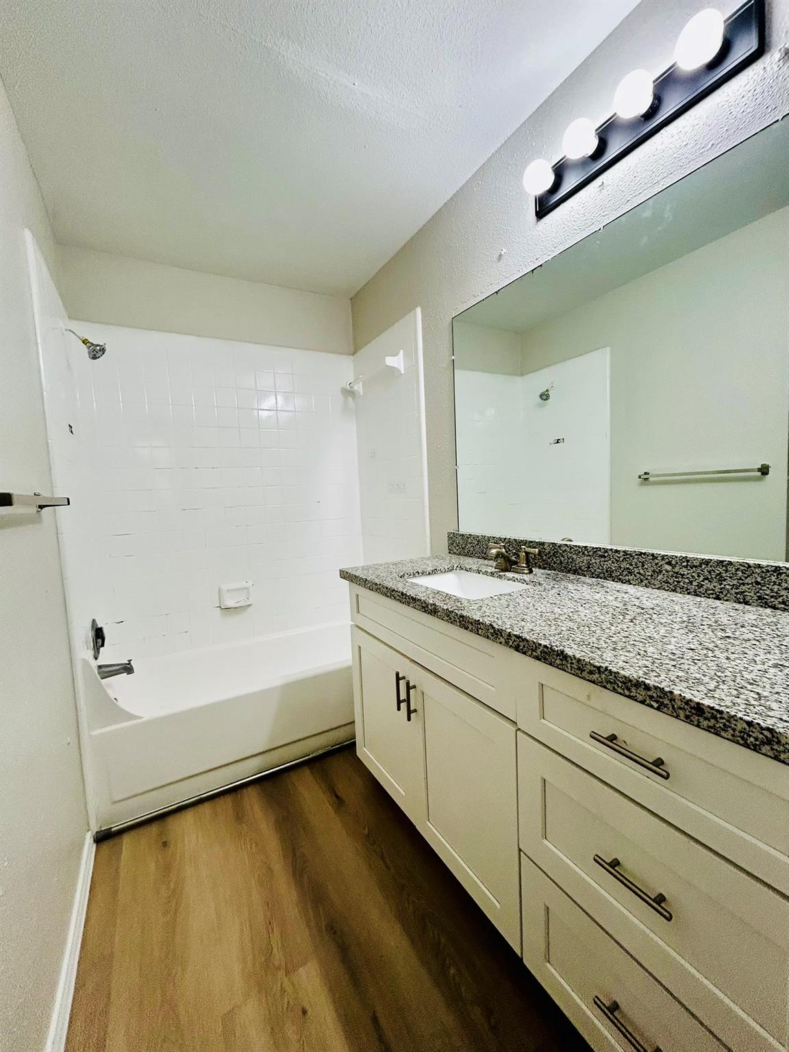 1818 River Crossing Cir #c Property Photo 24