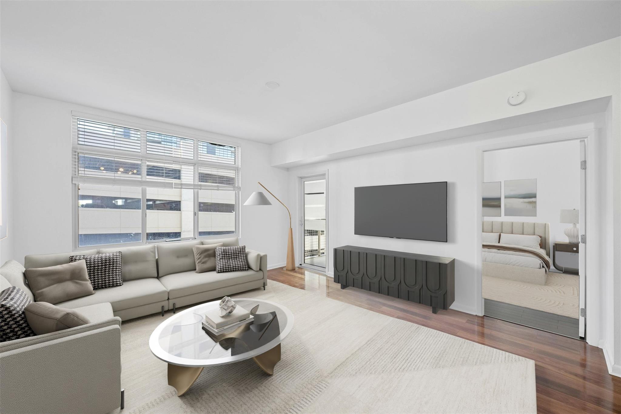 54 Rainey St 613 Property Photo 1