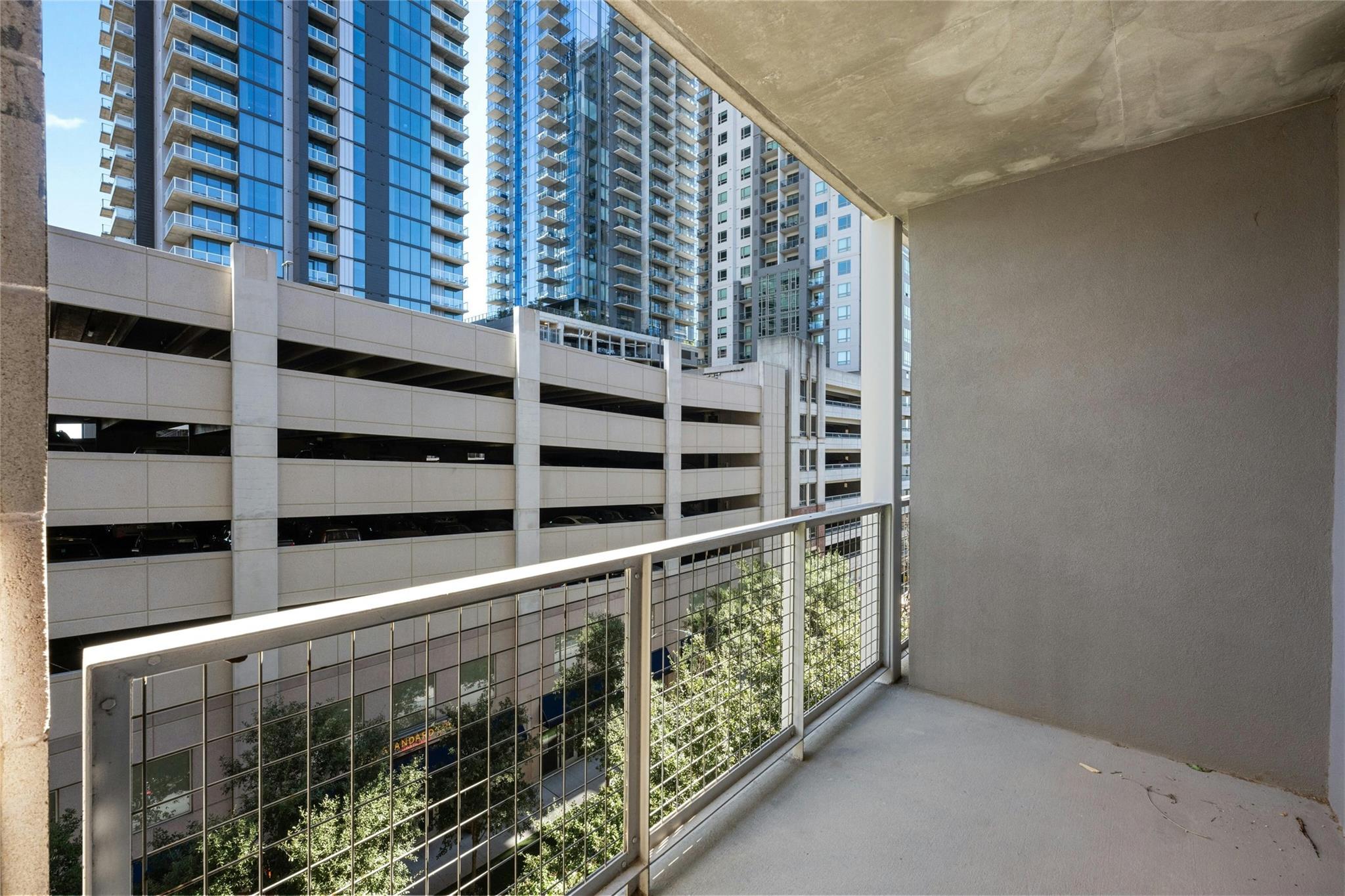 54 Rainey St 613 Property Photo 17