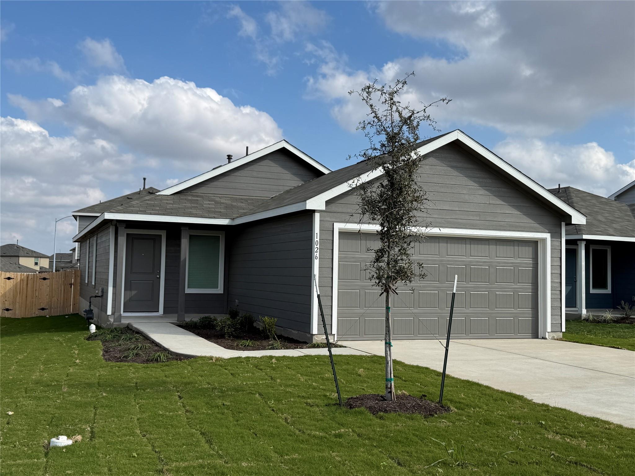 1026 Soapstone Pass Property Photo 1