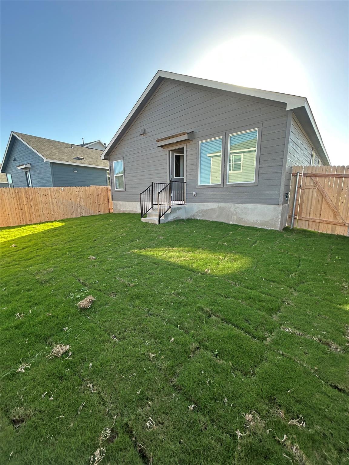 1026 Soapstone Pass Property Photo 26