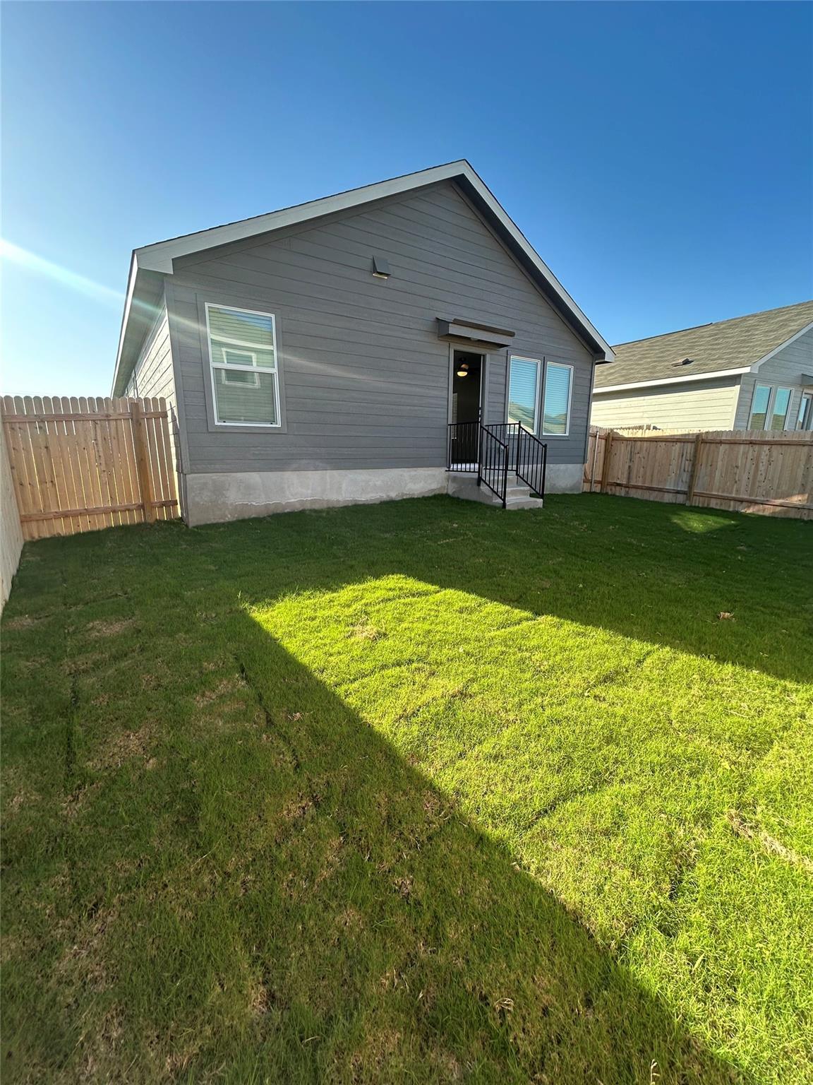 1026 Soapstone Pass Property Photo 27