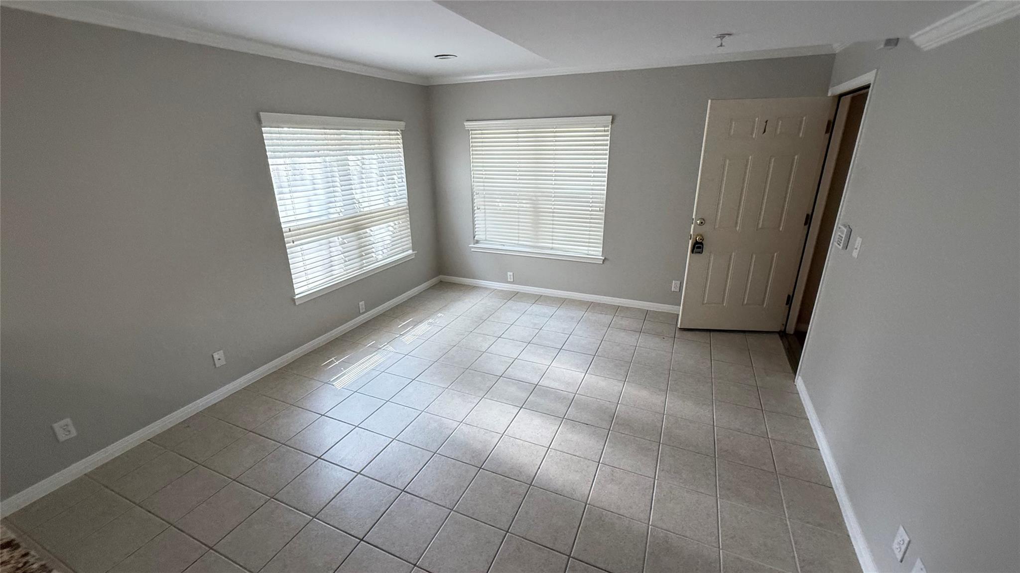 3009 Speedway None #1 Property Photo 3