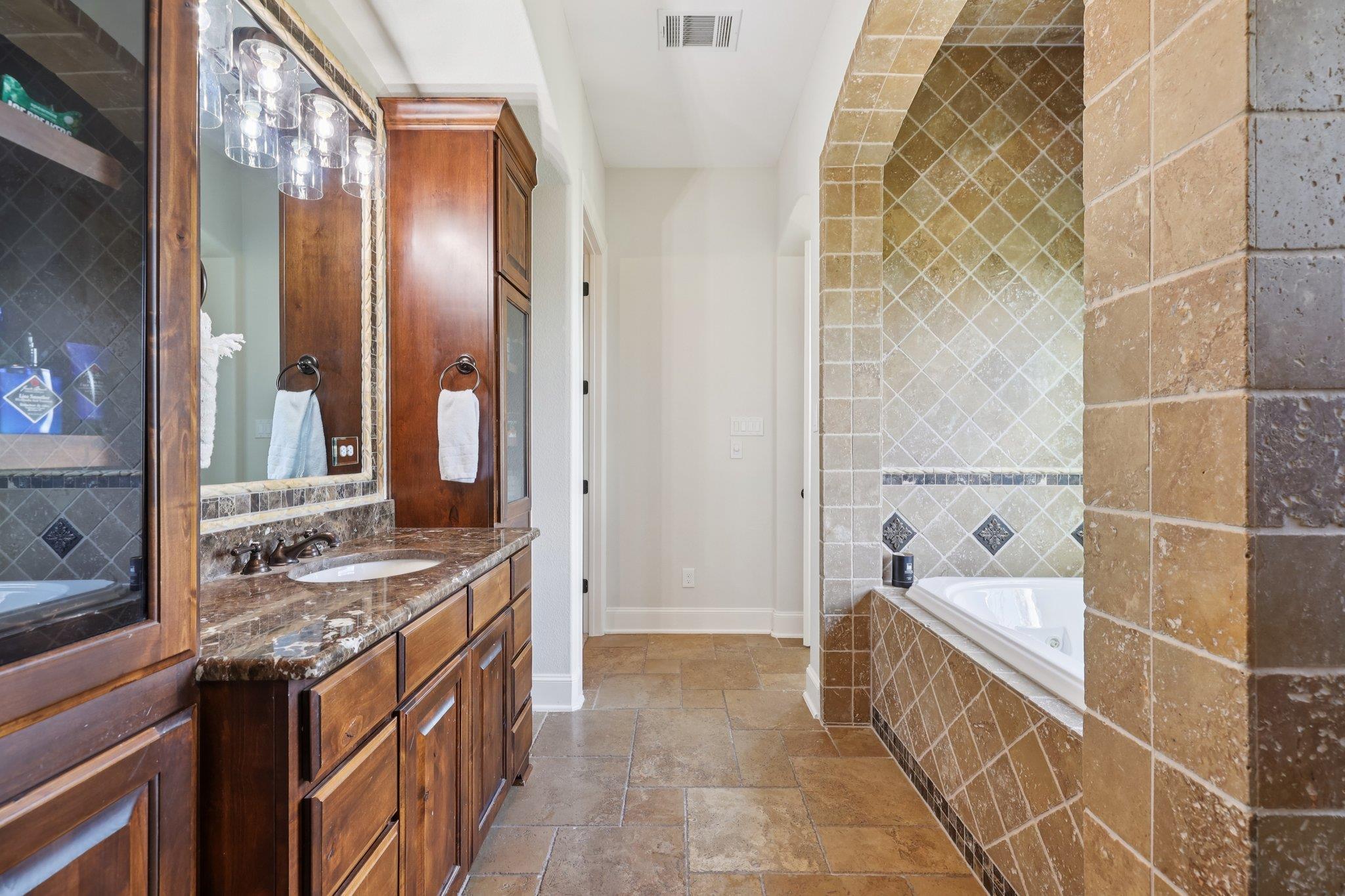 808 Santaluz Path Property Photo 20