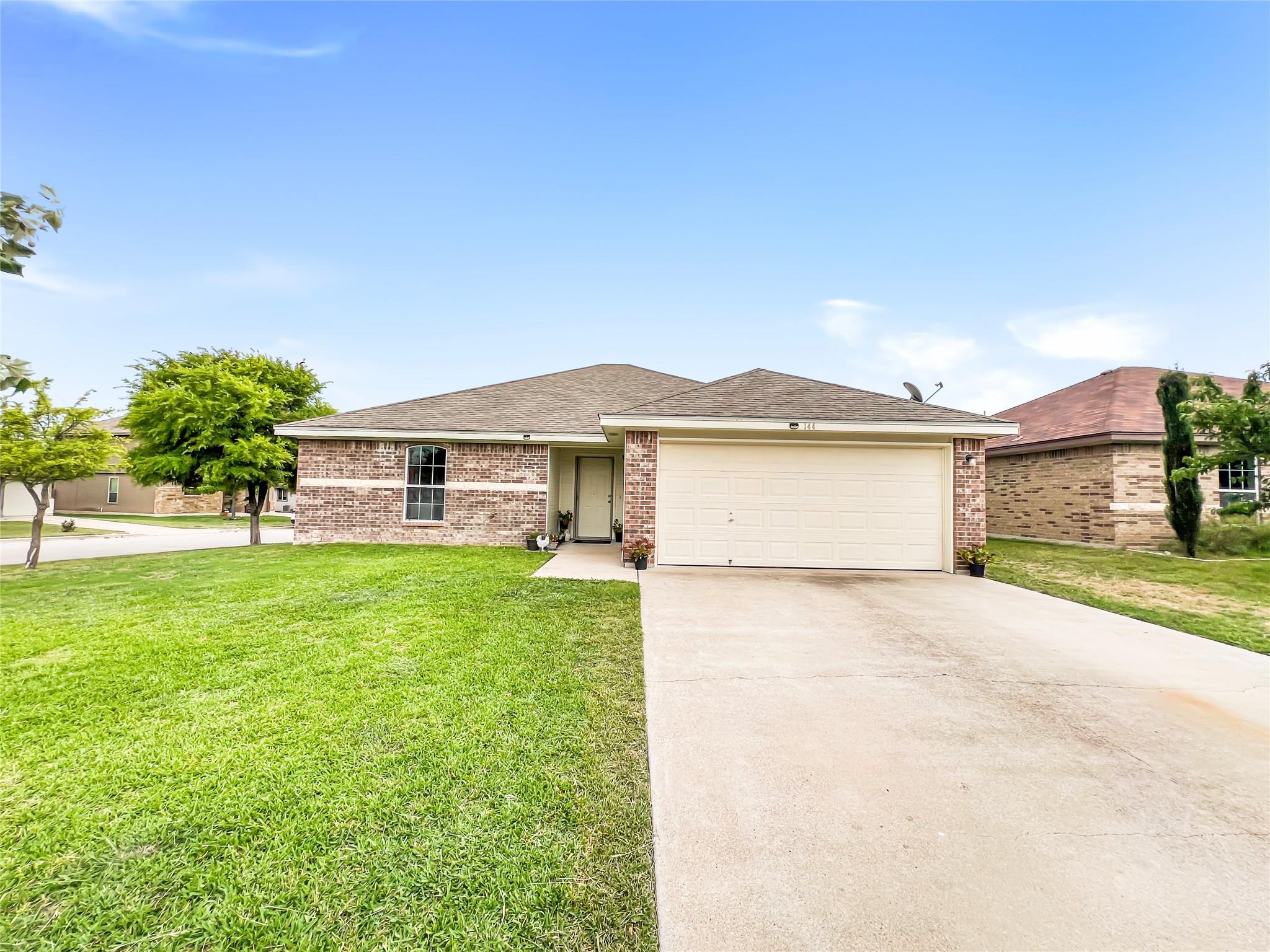144 Calcite Ln Property Photo 1