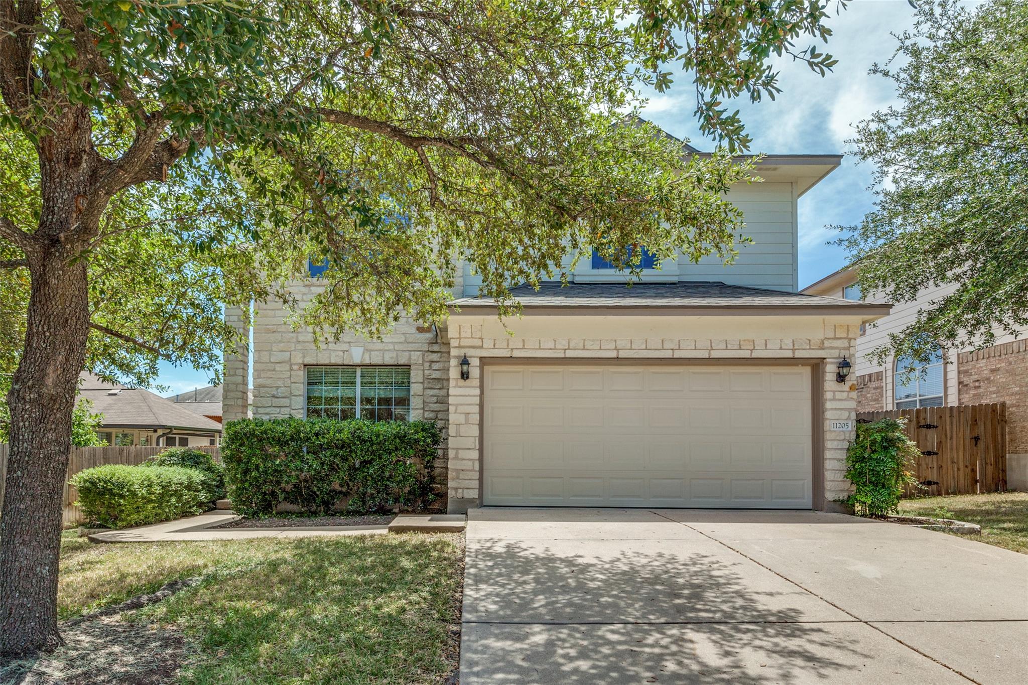 11205 Conchos River Trl Property Photo 1