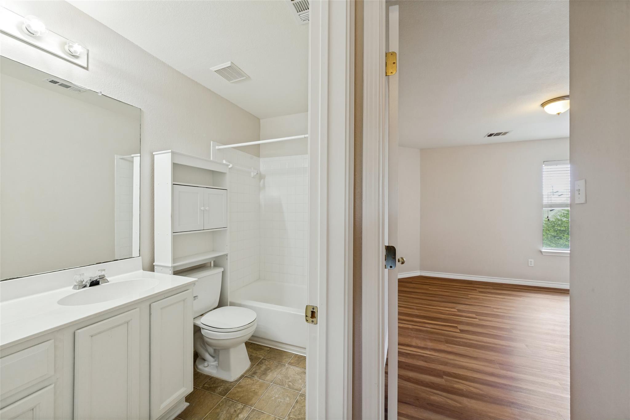 11205 Conchos River Trl Property Photo 20