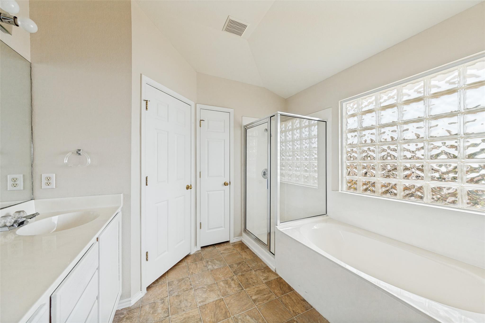 11205 Conchos River Trl Property Photo 22