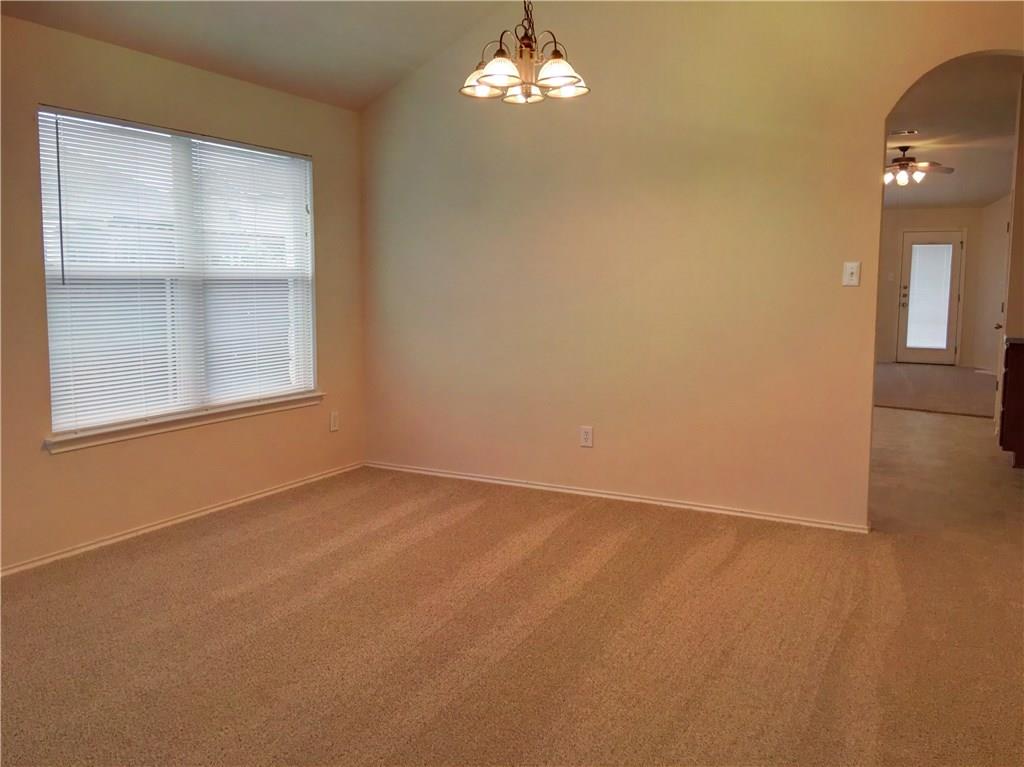 3401 Longhorn Trl Property Photo 4