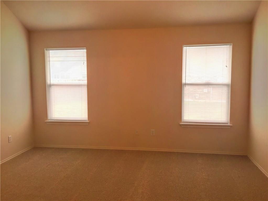 3401 Longhorn Trl Property Photo 8