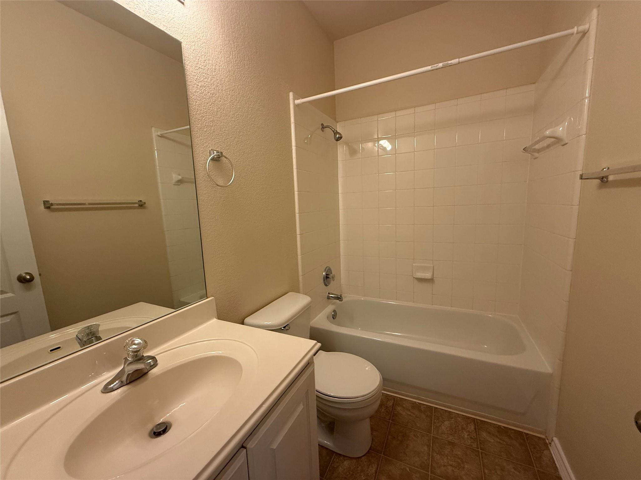 3401 Longhorn Trl Property Photo 12