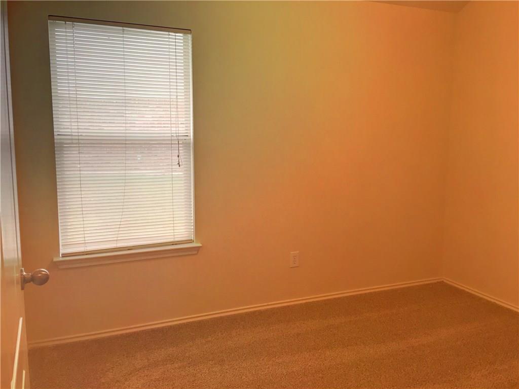 3401 Longhorn Trl Property Photo 13