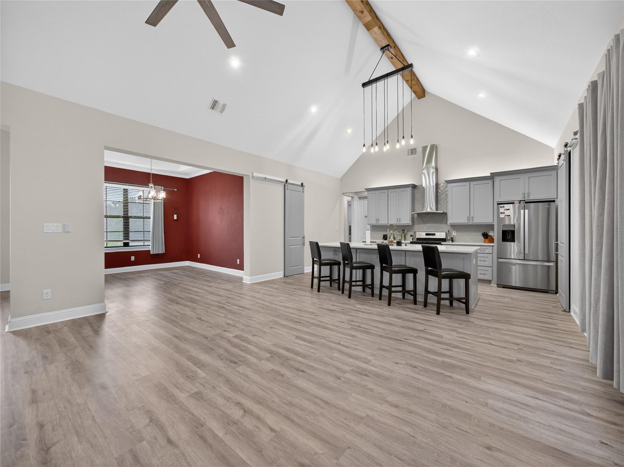 18107 Forrest Dr Property Photo 8