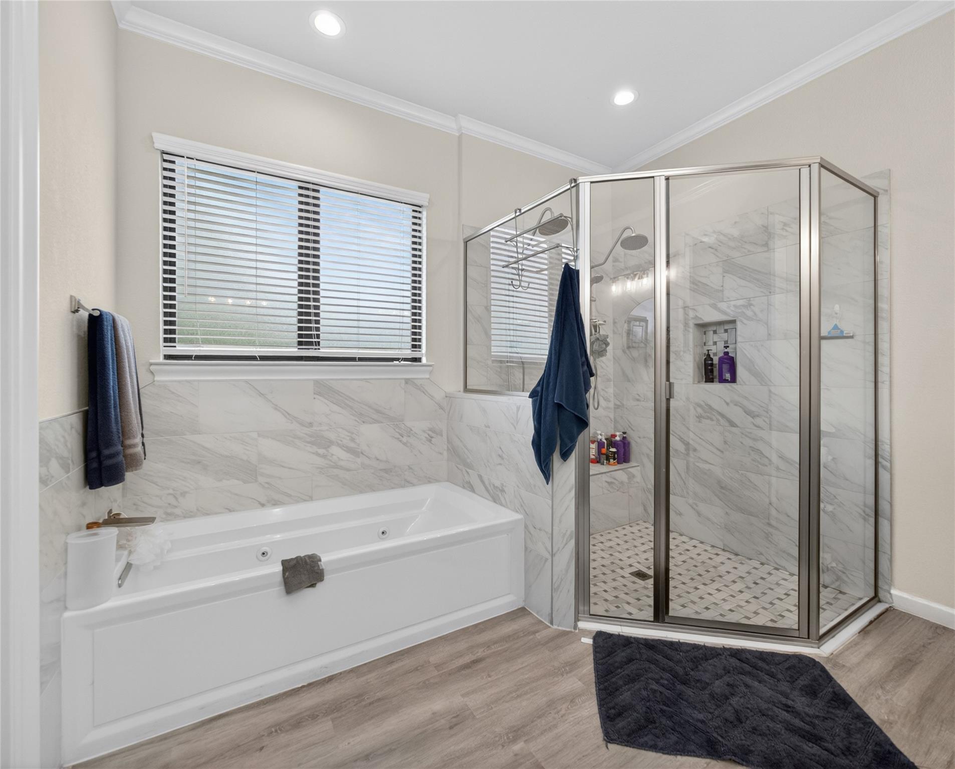 18107 Forrest Dr Property Photo 18