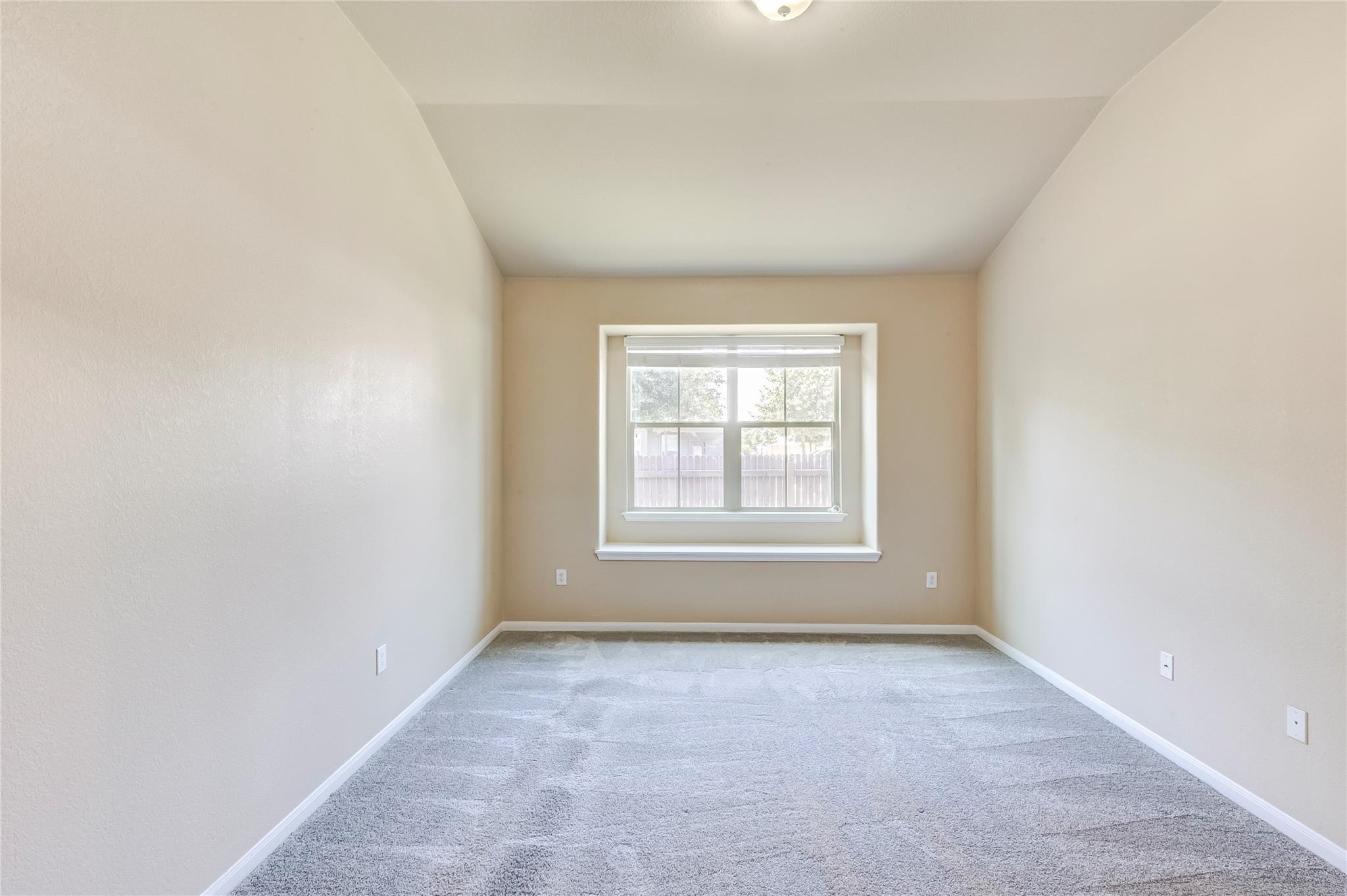 2880 Donnell Dr #1704 Property Photo 18