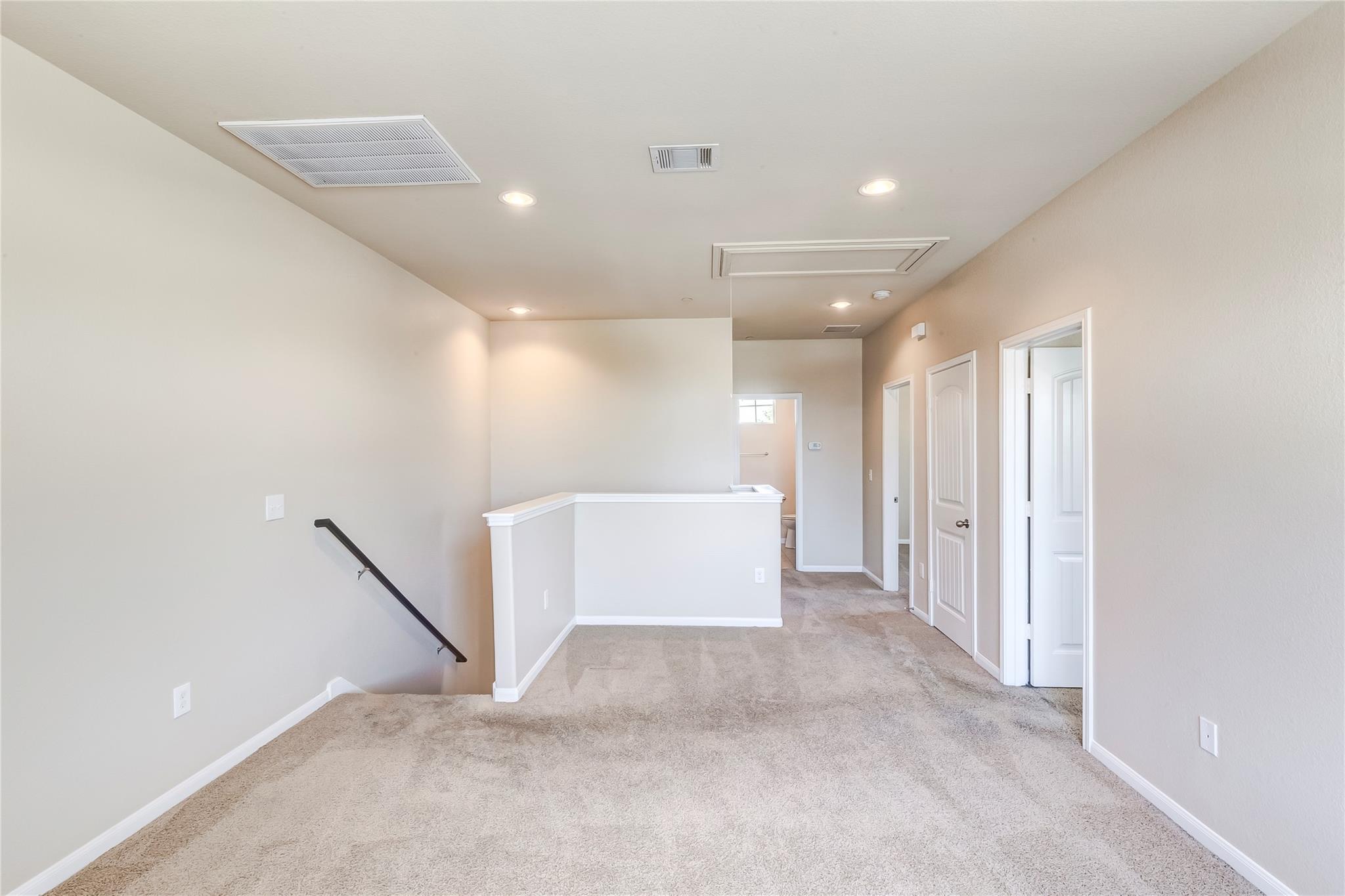 2880 Donnell Dr #1704 Property Photo 23