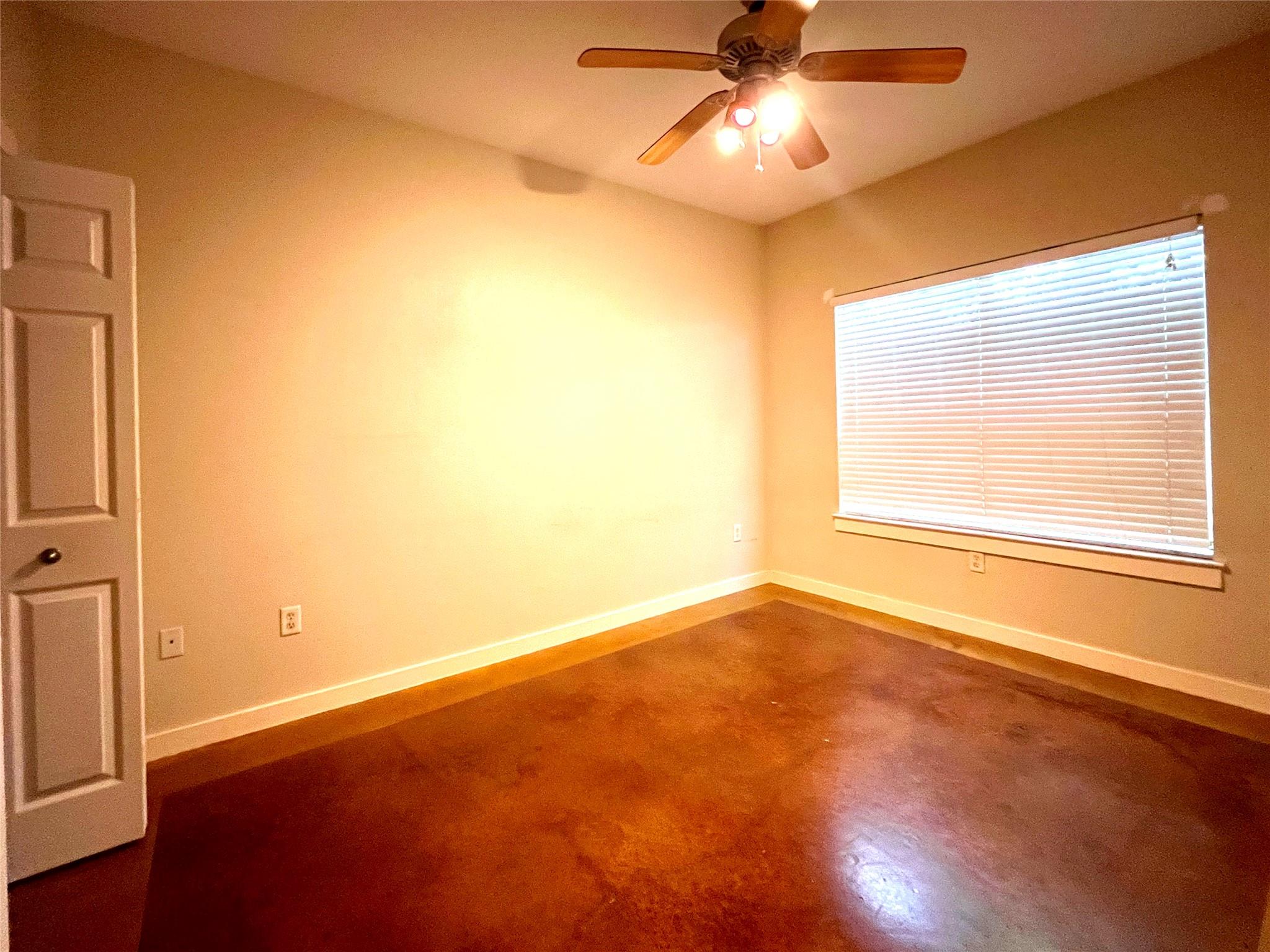 2106 Cullen Ave #112 Property Photo 10
