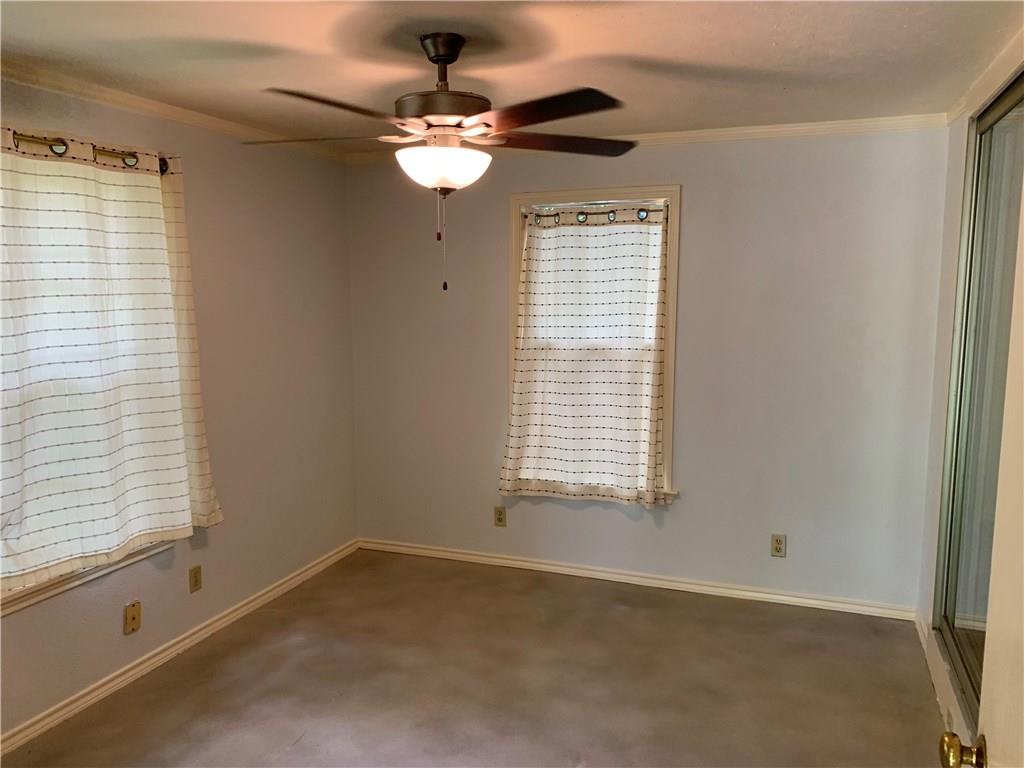 4428 Gillis St Property Photo 4