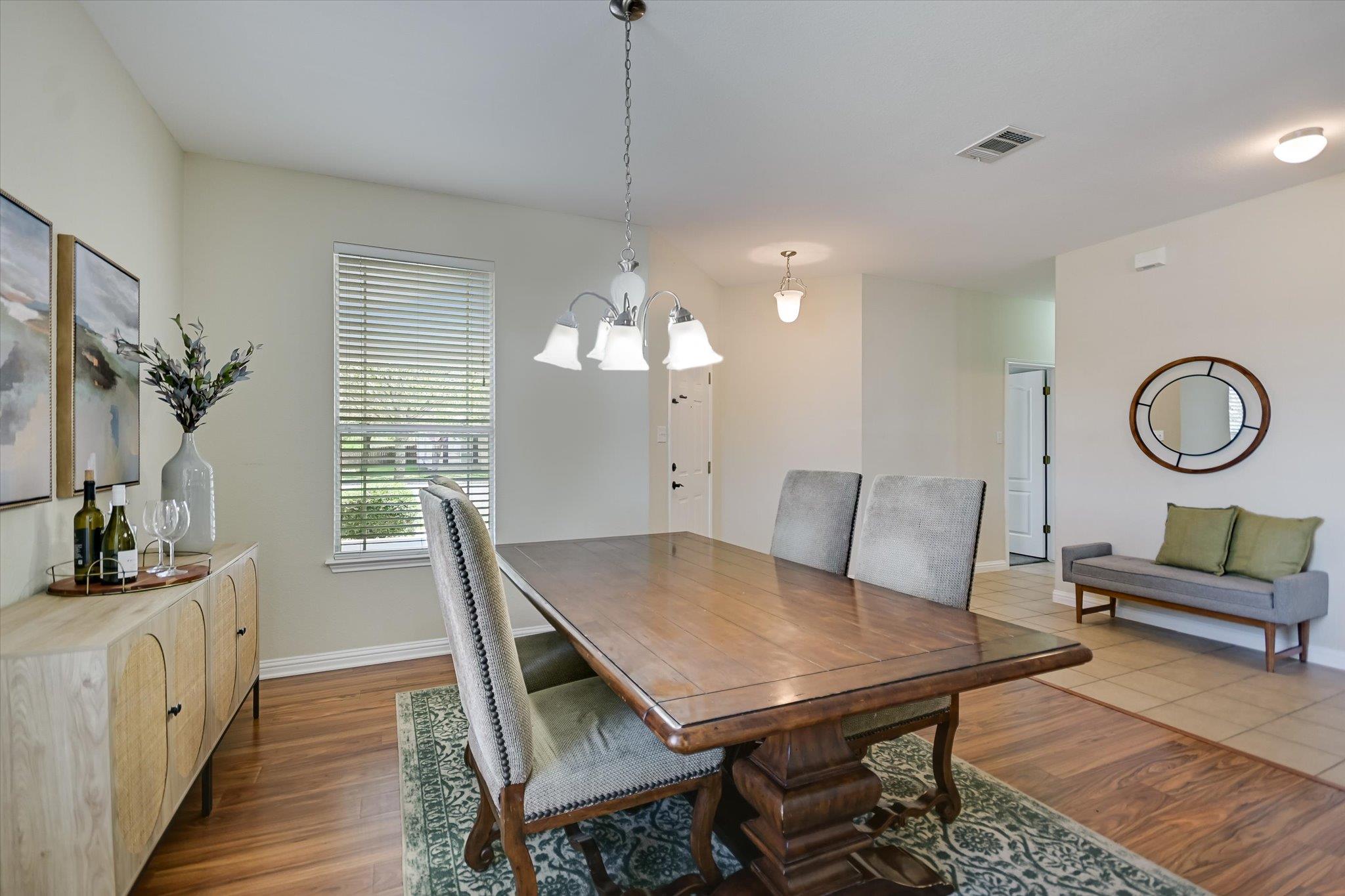587 Shadow Creek Blvd Property Photo 8