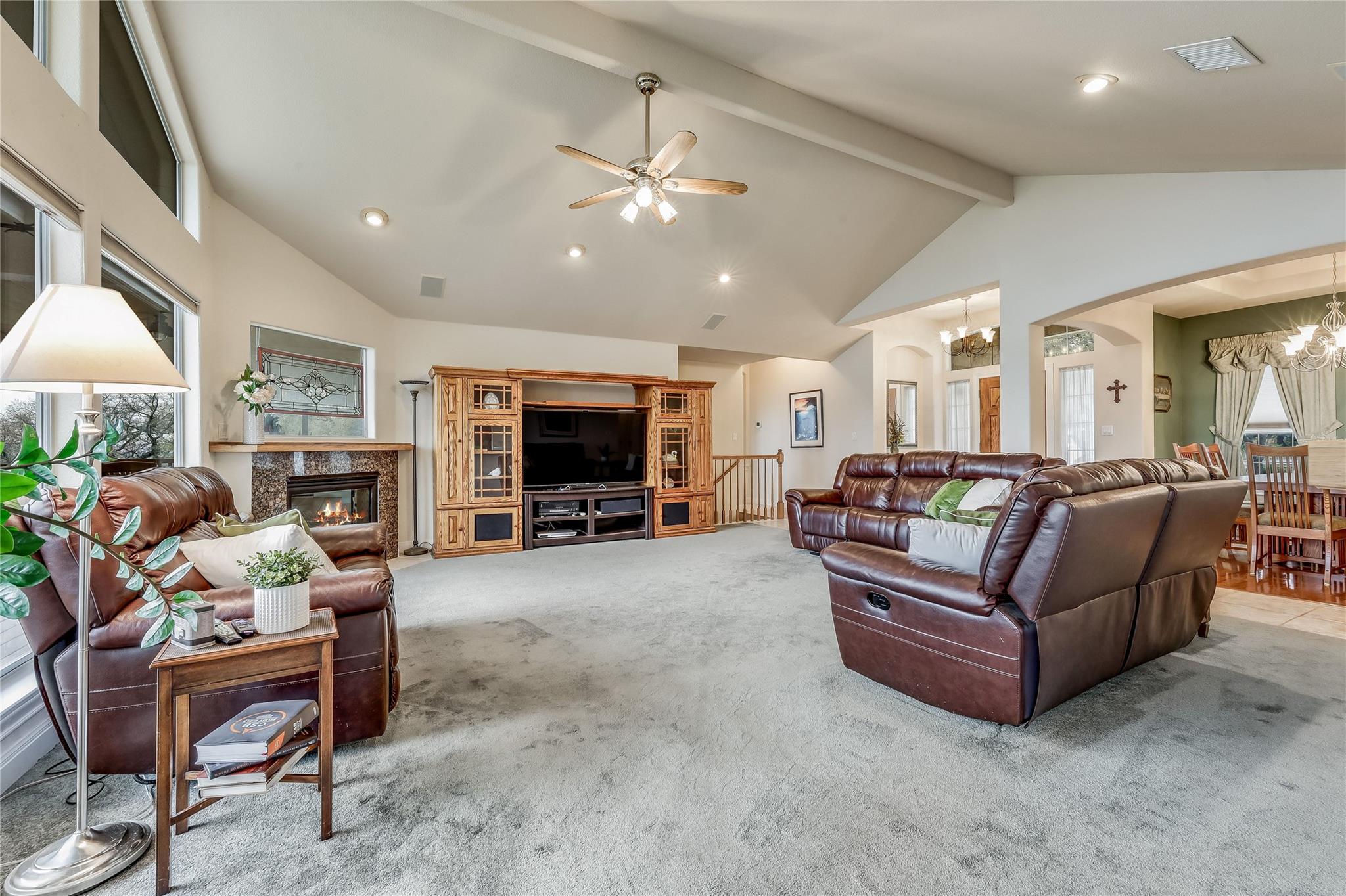 20711 Henry Ave Property Photo 10