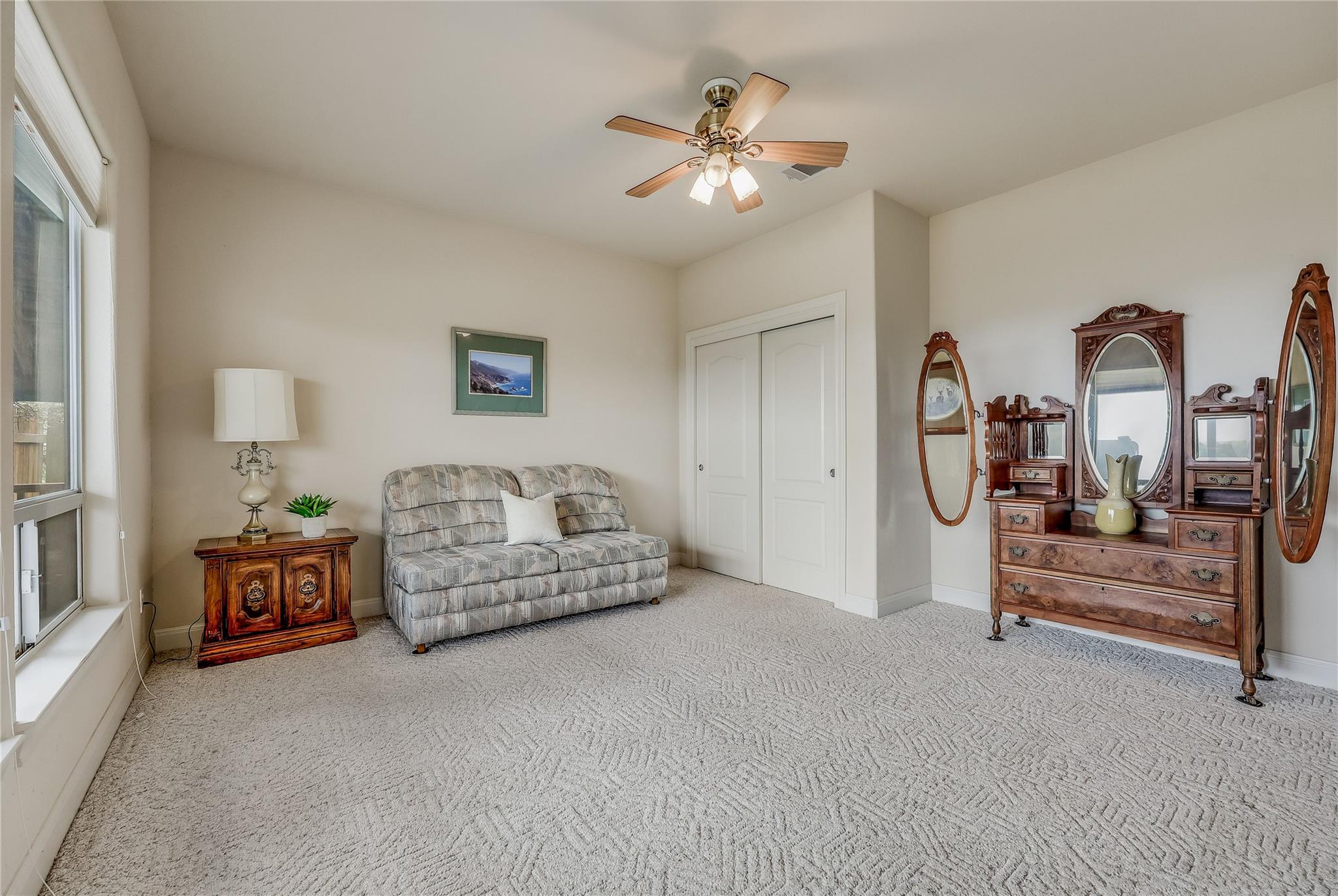 20711 Henry Ave Property Photo 18