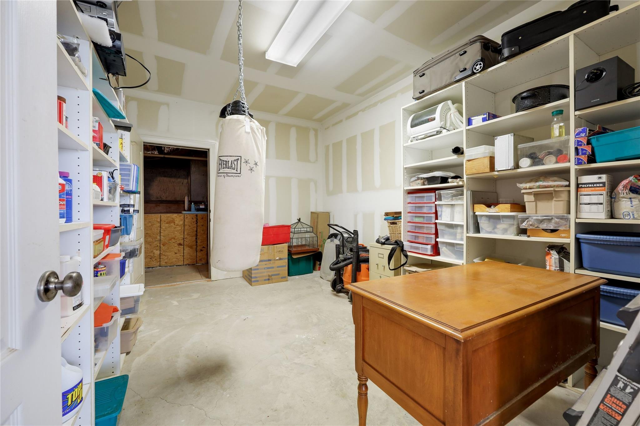 20711 Henry Ave Property Photo 25