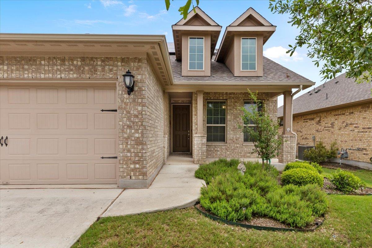5237 Lusso TRL Property Photo 1