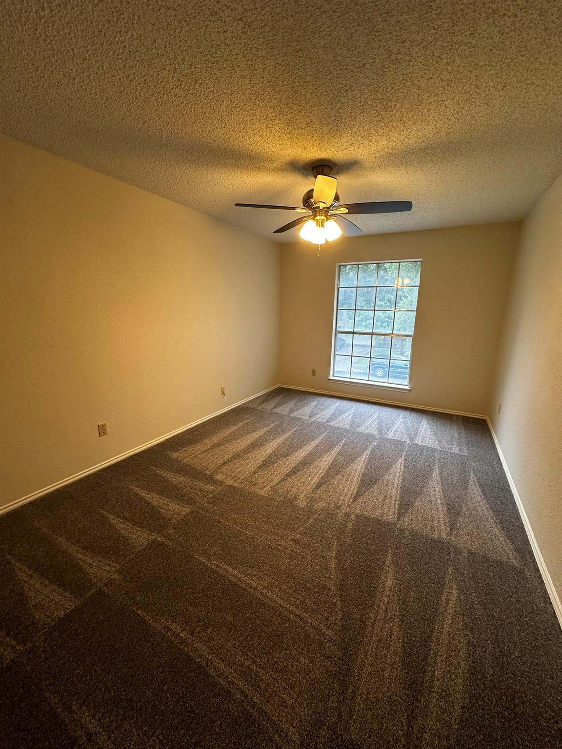 6106 La Naranja Ln Property Photo 11
