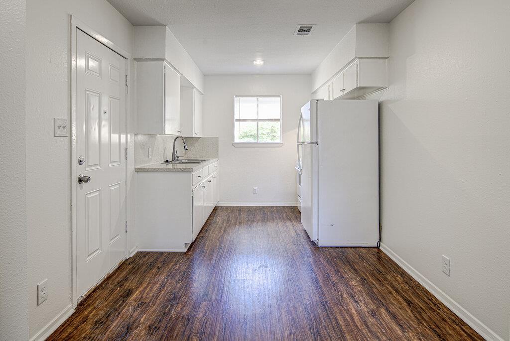 5006 Brighton Rd #a Property Photo 8