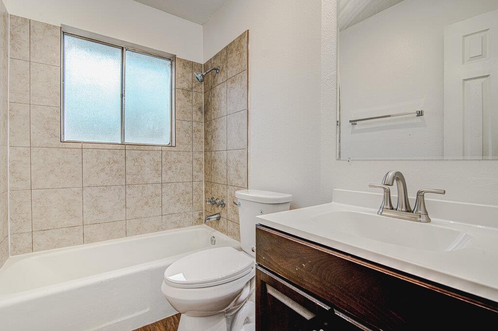 5006 Brighton Rd #a Property Photo 14