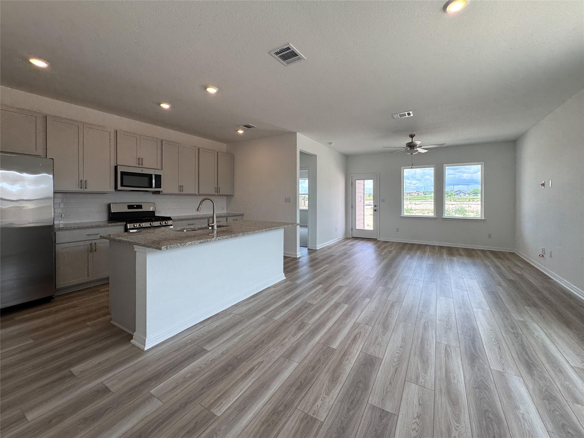 183 Bayou Mint Blvd Property Photo 3
